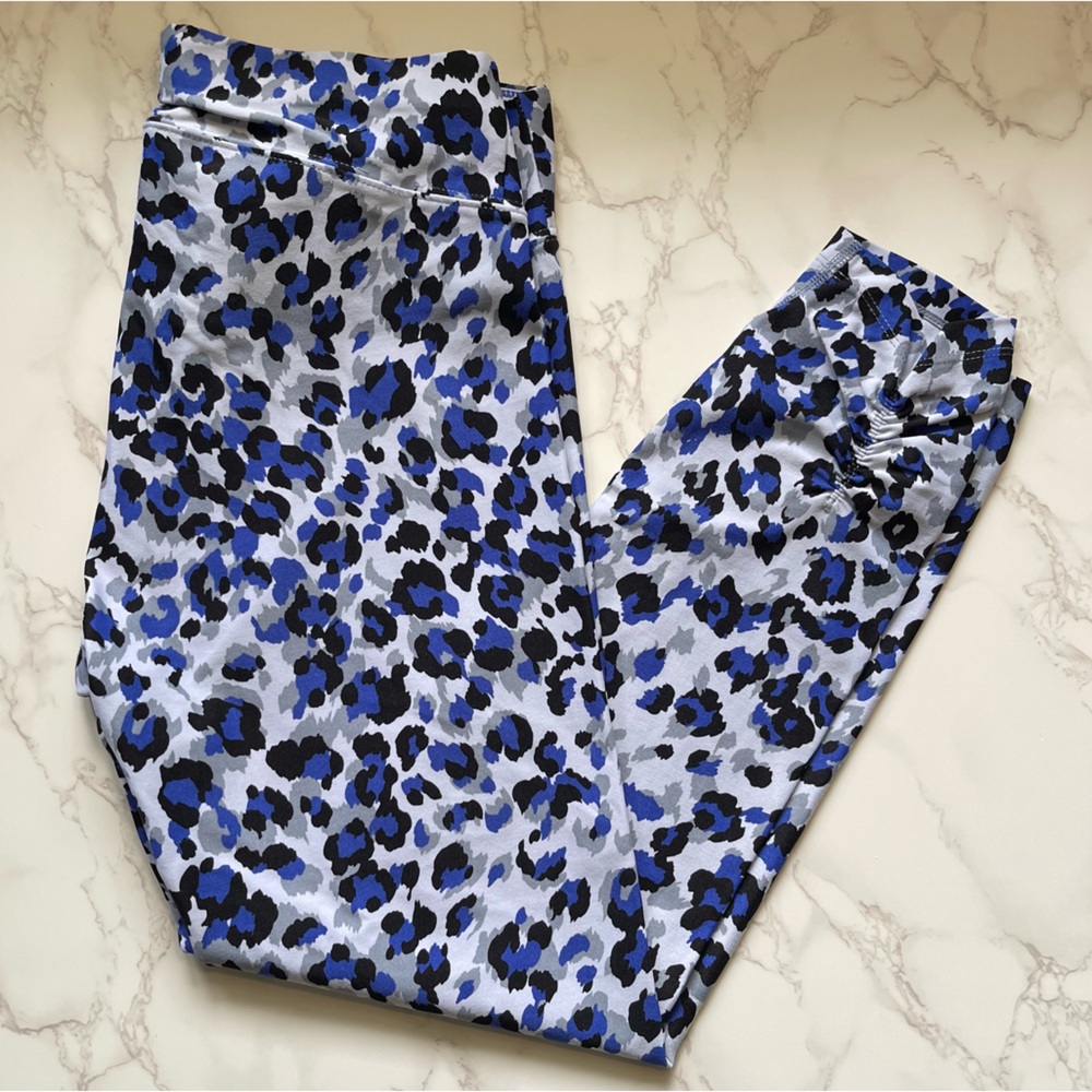 SALE ⚠️ Calvin Klein Performance leggings, cheetah print blue/gray/black - M